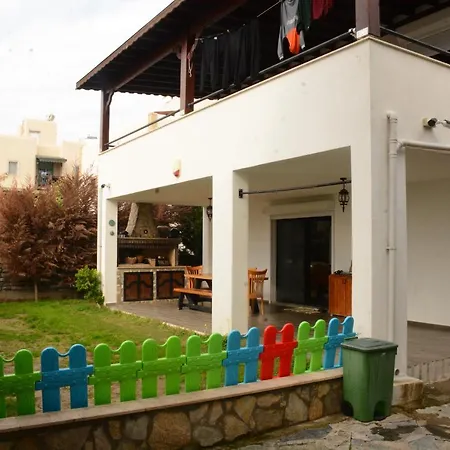 Bodrum-bitez Arasında, Huzurlu Bir Aile Evi