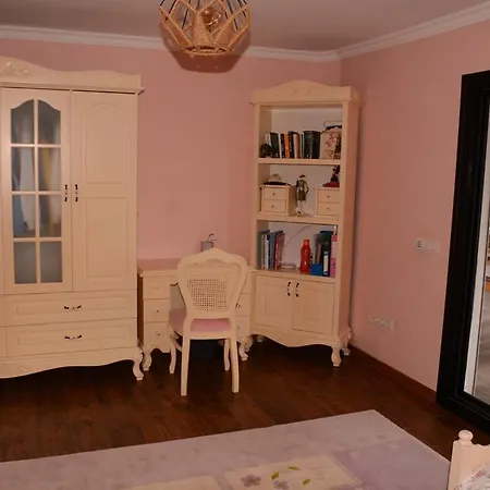 Bodrum-bitez Arasında, Huzurlu Bir Aile Evi Villa Bodrum